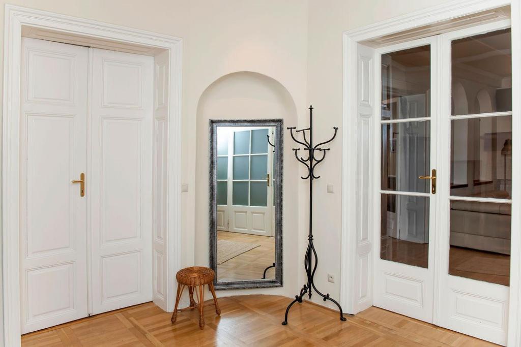 Velky Apartman ブラチスラヴァ エクステリア 写真